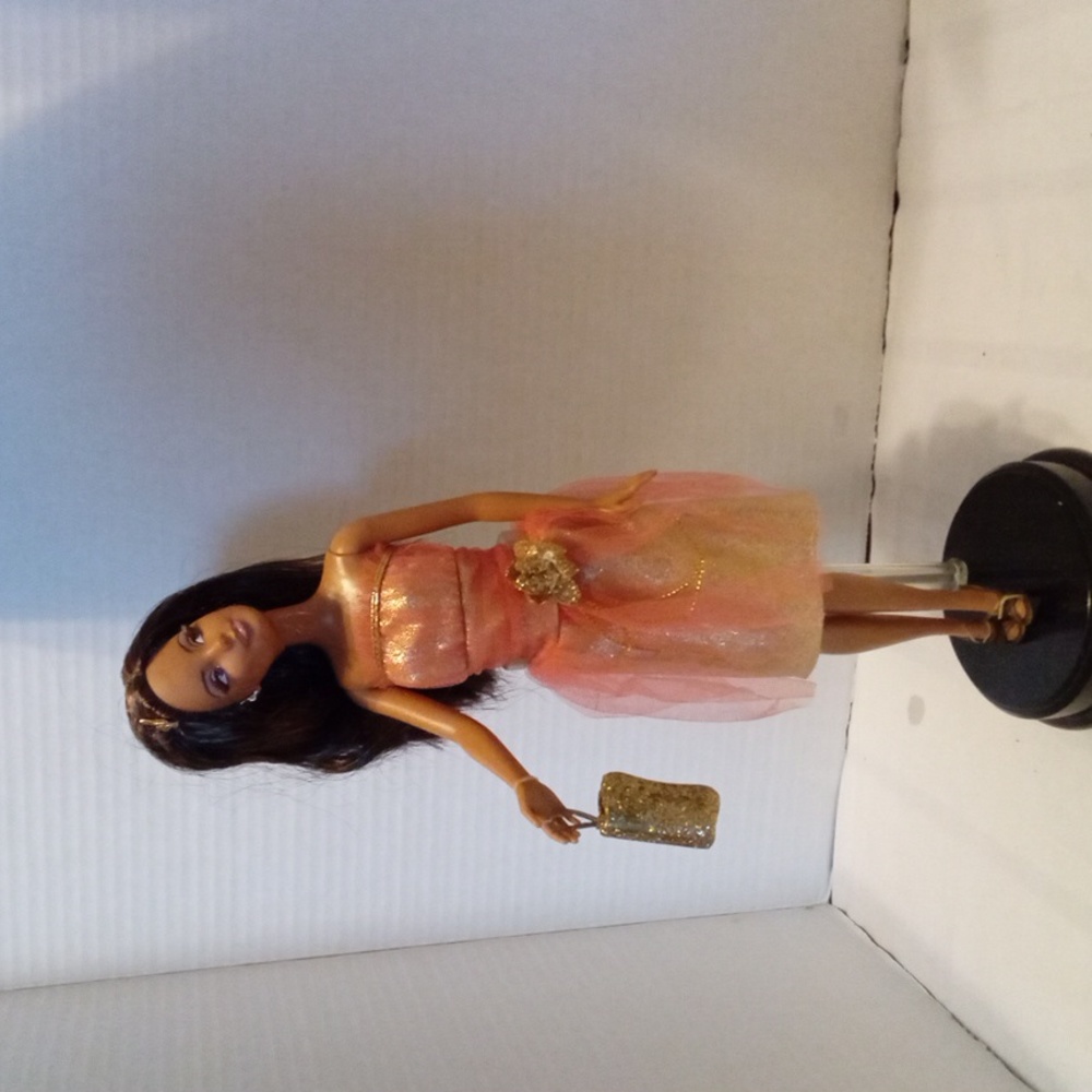 Vintage Fashion Fever Barbie 2005